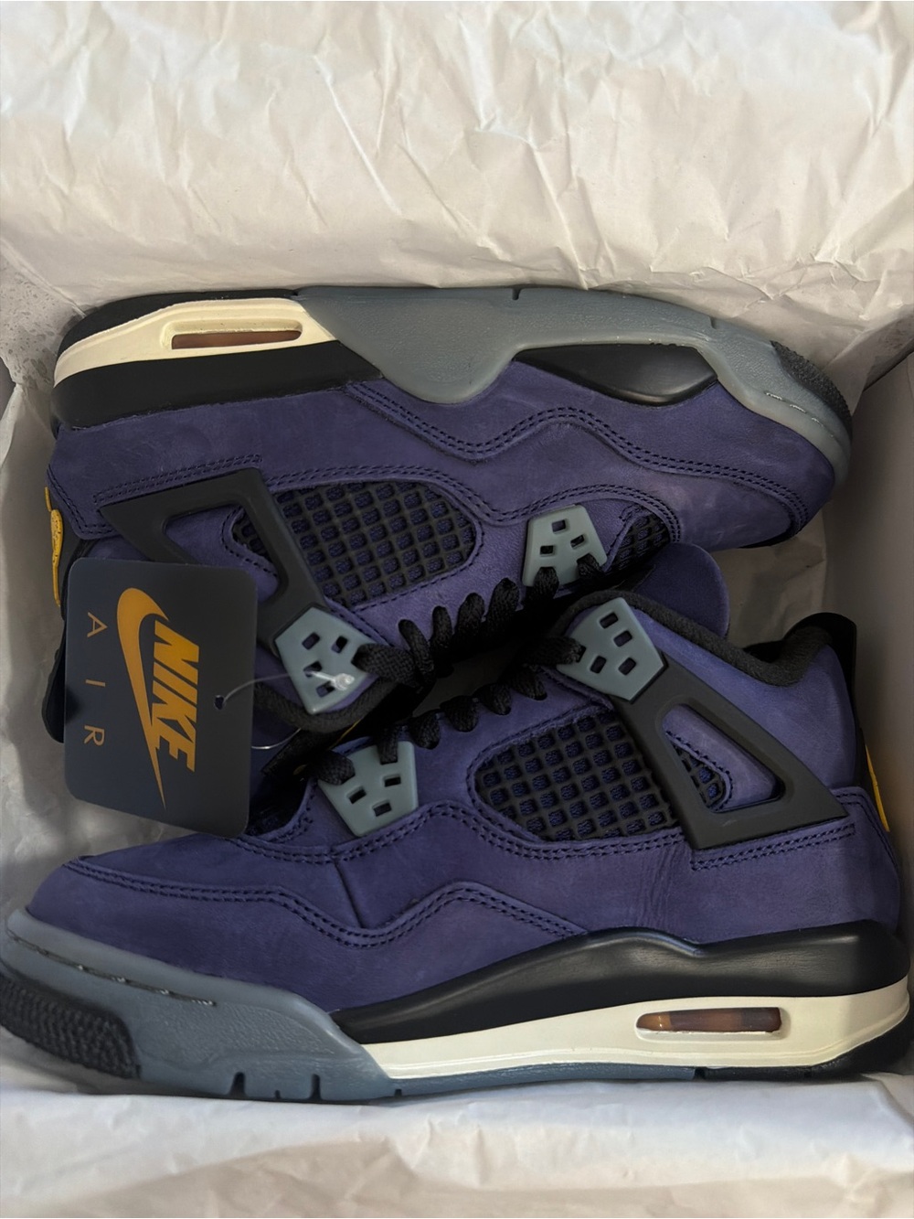Air Jordan 4 (Lakers) 4Y Deadstock - Picture 2 of 3
